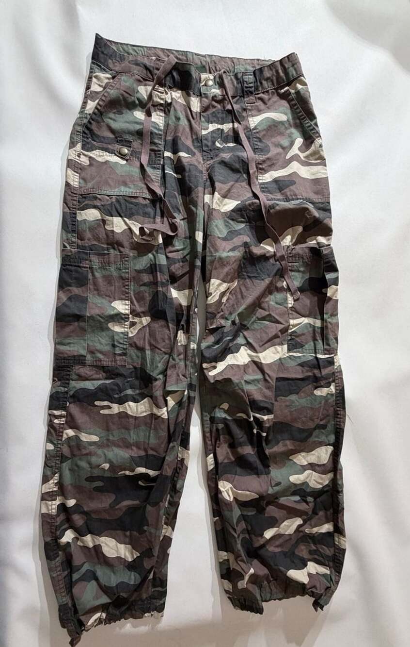 Wild Fable Camo High-Rise Utility Cargo Pants Womens Small